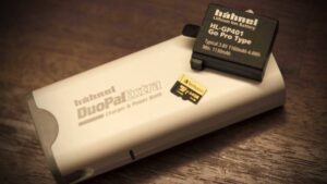 01 GoPro Tips Card and Battery
