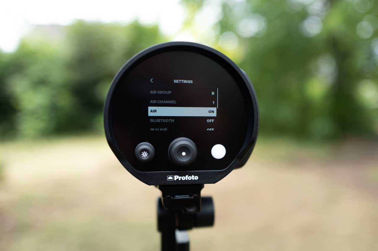 Profoto B10 review