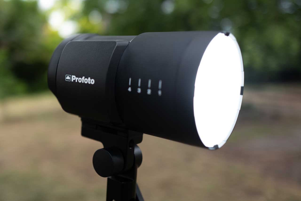 Profoto B10 review
