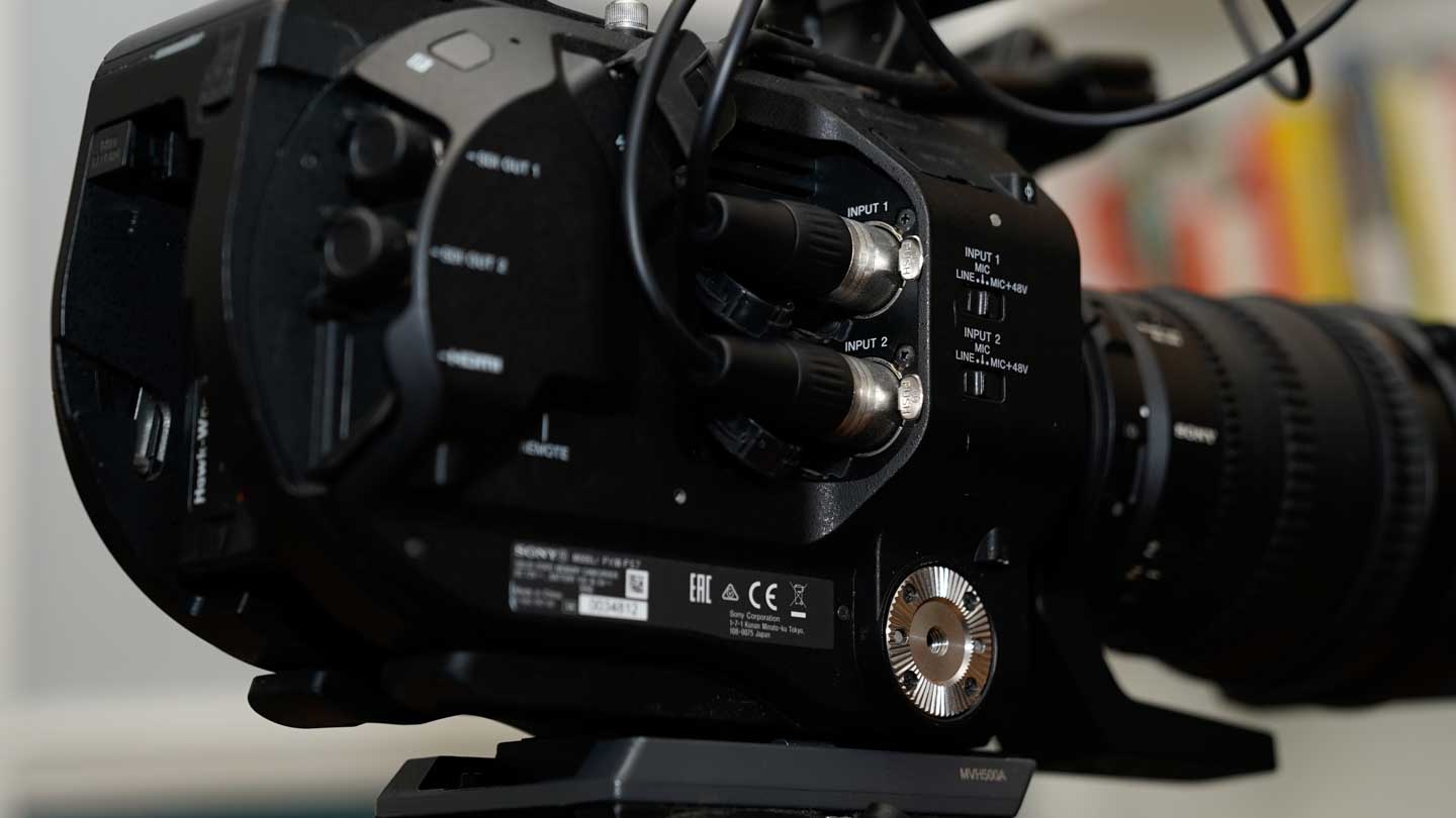 Saramonic Uwmic9s-kit 1 and Uwmic9s-kit2