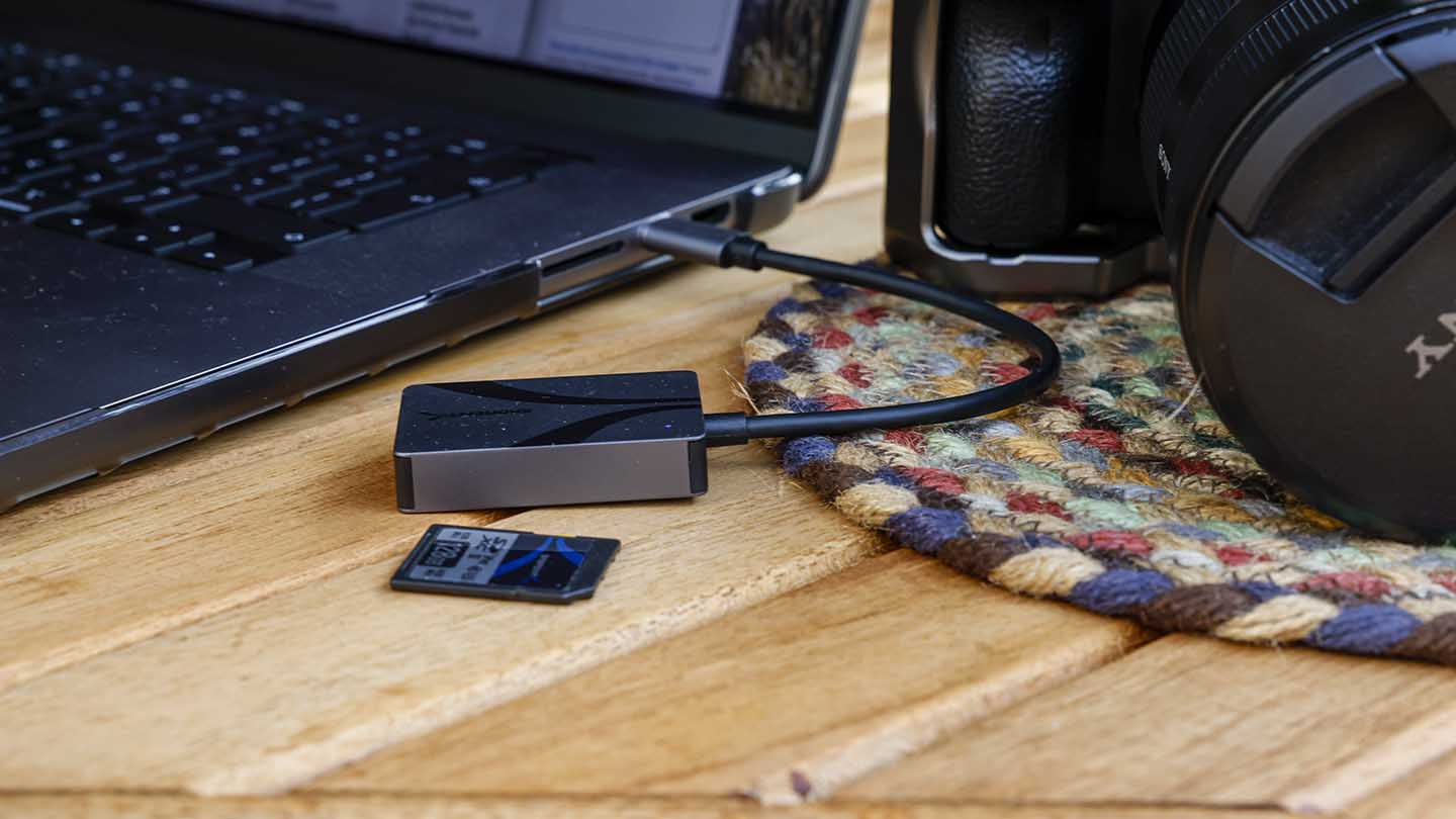 Ready to post: SABRENT Thunderbolt 3 & USB 3 to CFexpress card reader
