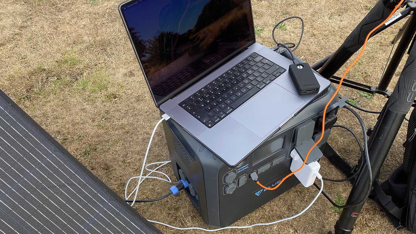 BLUETTI AC200 Max Review