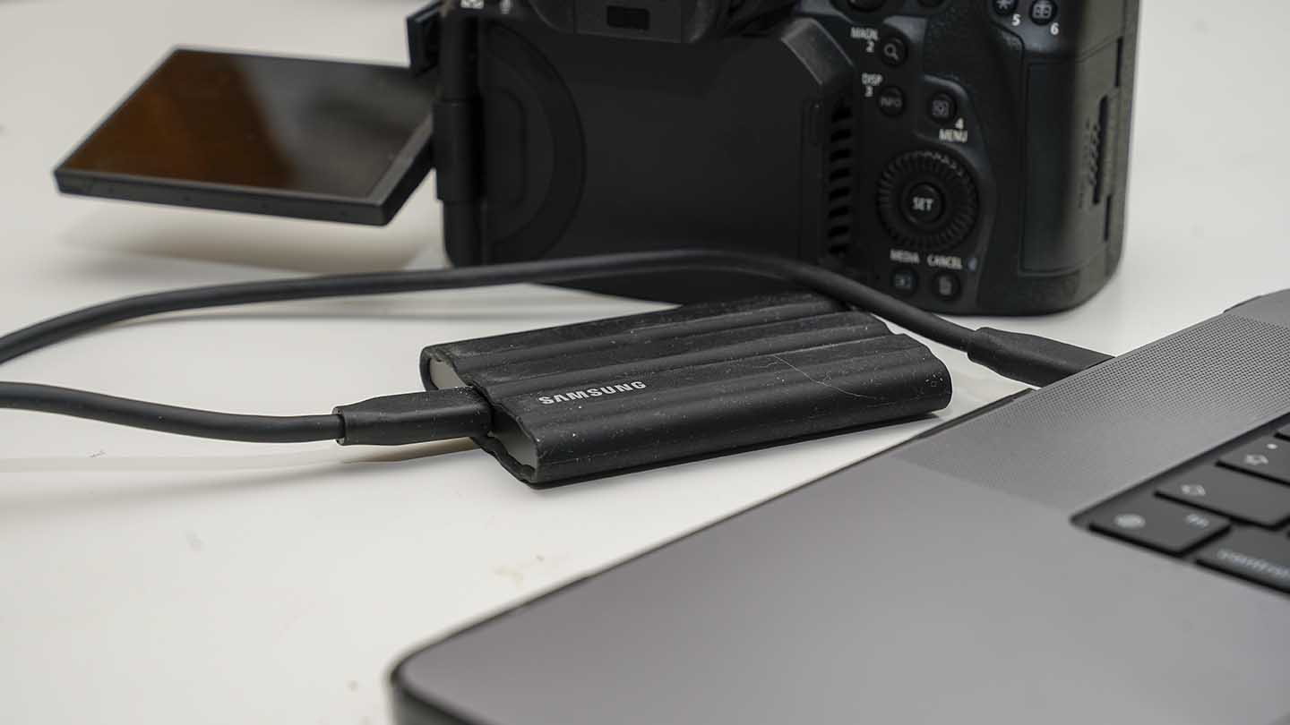 Samsung SSD T7 Shield 4TB review