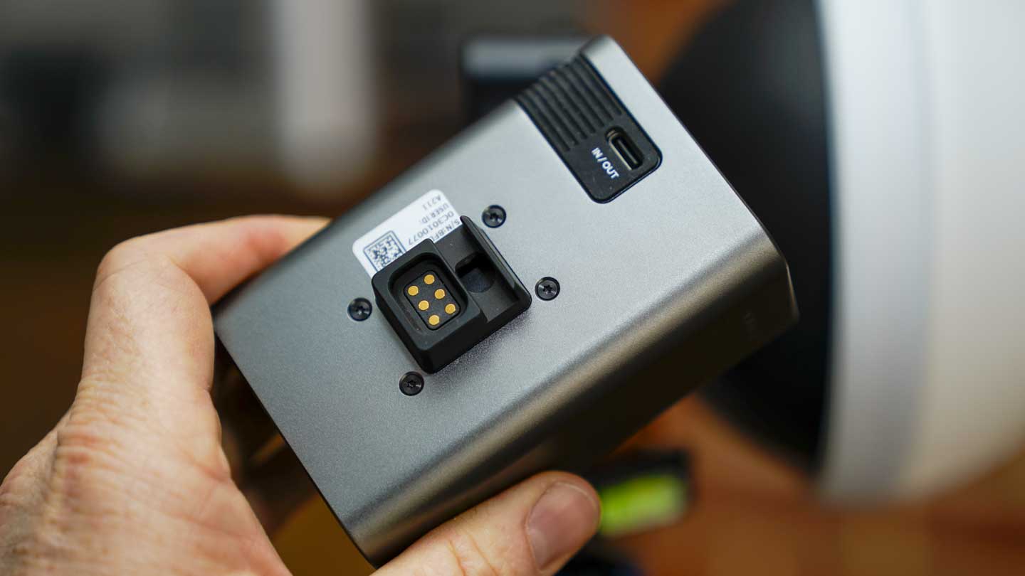 Zhiyun Molus X100 review