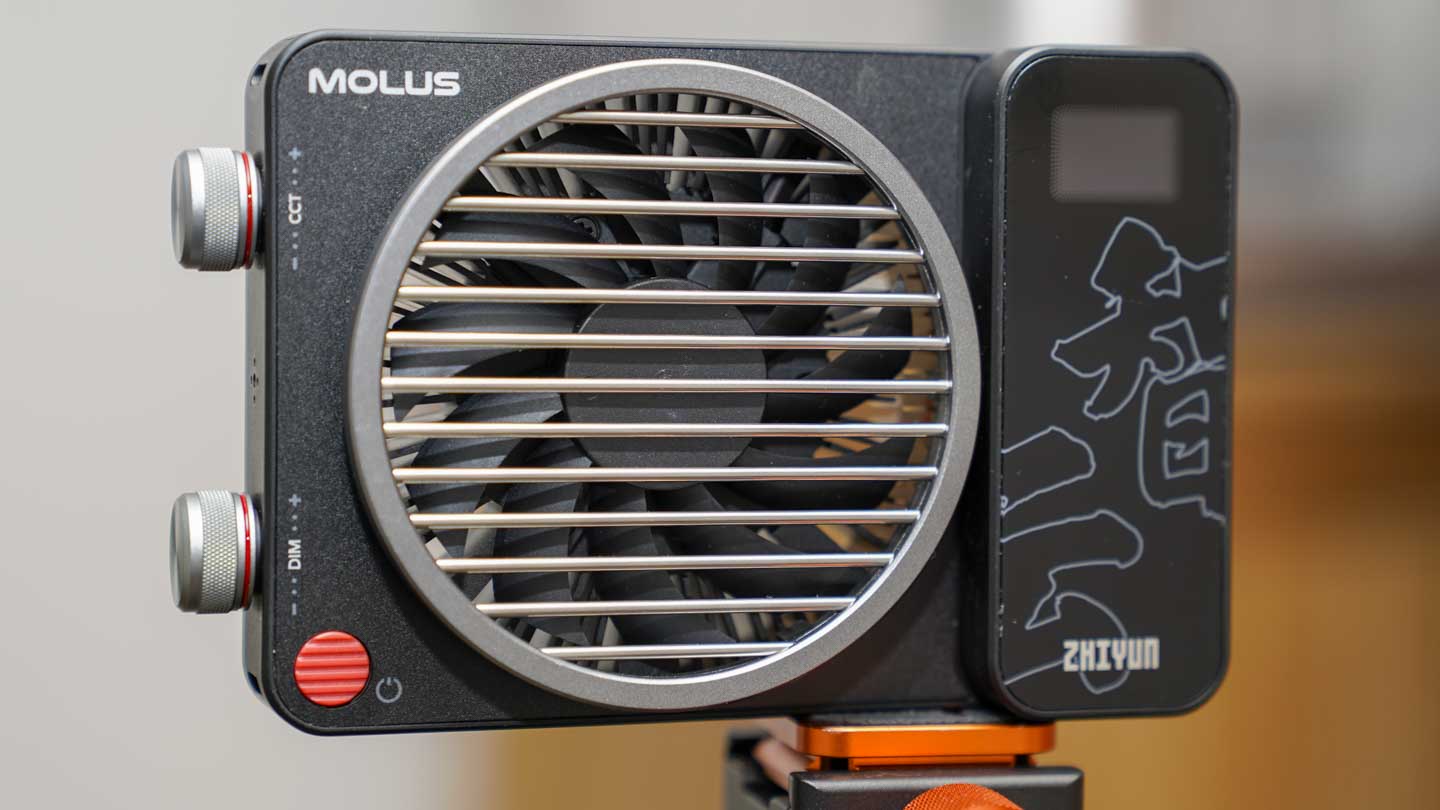 Zhiyun Molus X100 review