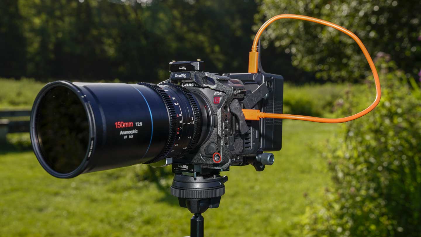 SIRUI Venus 150mm 1.6x Full-frame Anamorphic Lens