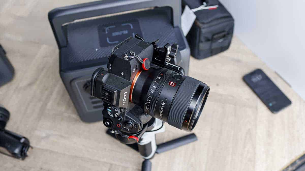 ZHIYUN CINEPEER WEEBILL 3E - Sony mounted folded