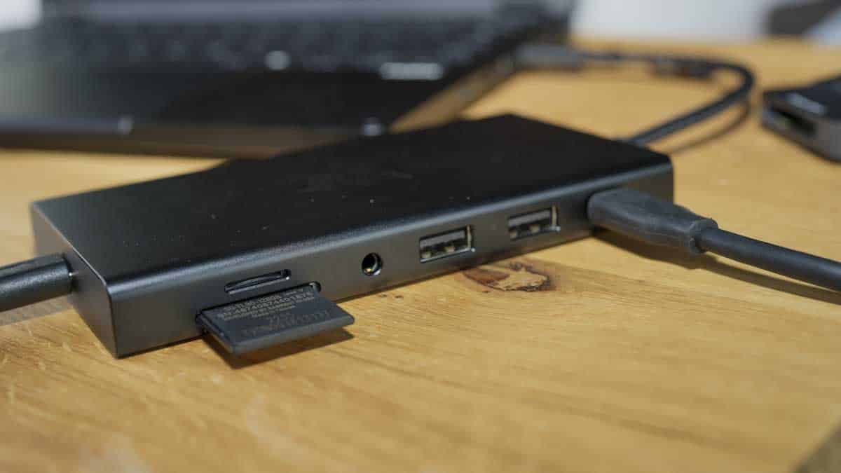 RAZER USB C DOCK