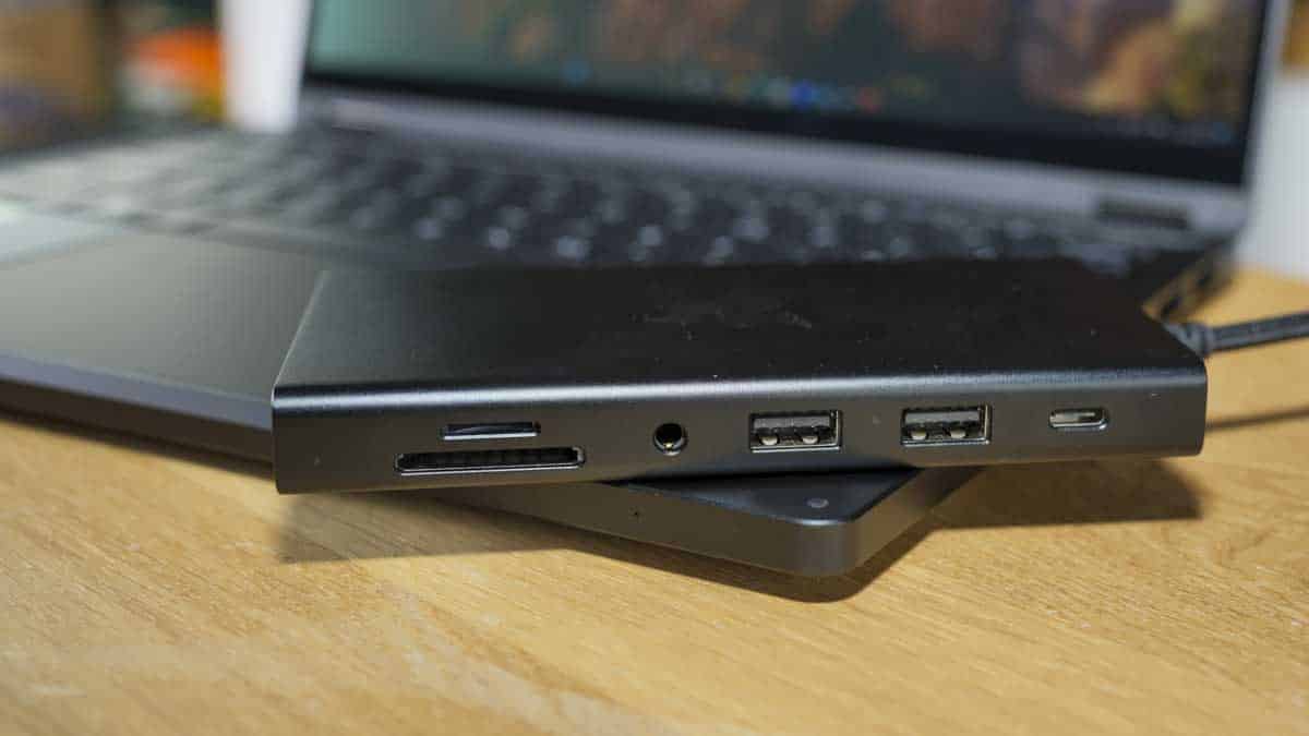 RAZER USB C DOCK