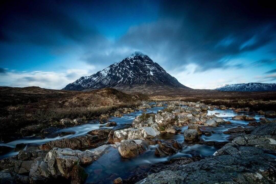 Best camera settings for shooting landscapes without a tripod