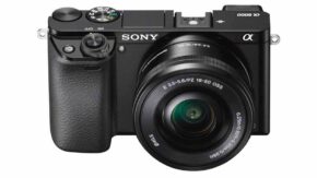 Best cameras for beginners: 04 Sony A6000 16-50 kit
