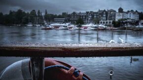 6 ways to keep your camera dry when it's raining