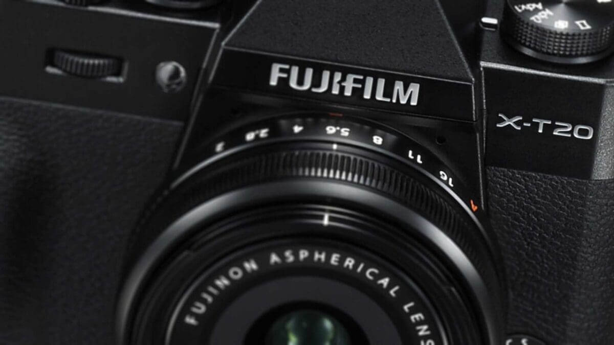 Fuji X-T20 front