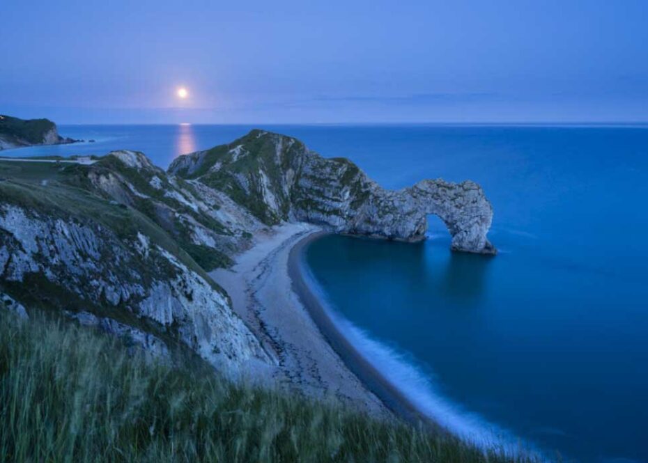 Canon’s tips for photographing the Super Blue Blood Moon