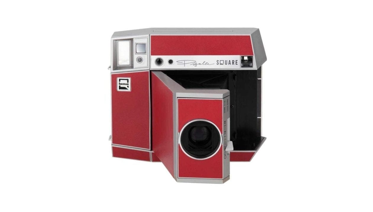 Lomography launches multi-format Lomo’Instant Square