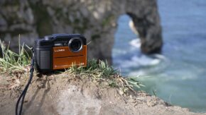 Panasonic FT7 Review