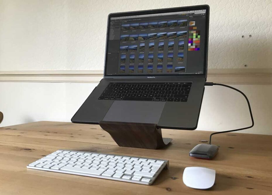 Yohann Designer Wooden Stand for Macbook review