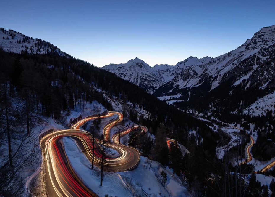 Best camera settings for light trails - Photo © Wim Solheim