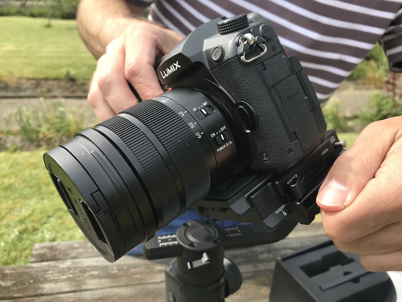 How to balance your camera on the Gudsen Moza Air 2: 03 balance tilt axis