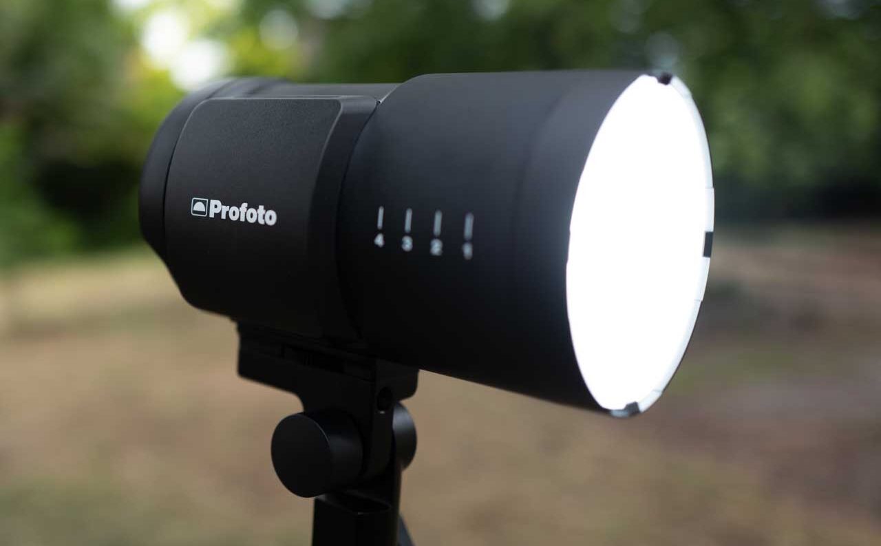 Profoto B10 review