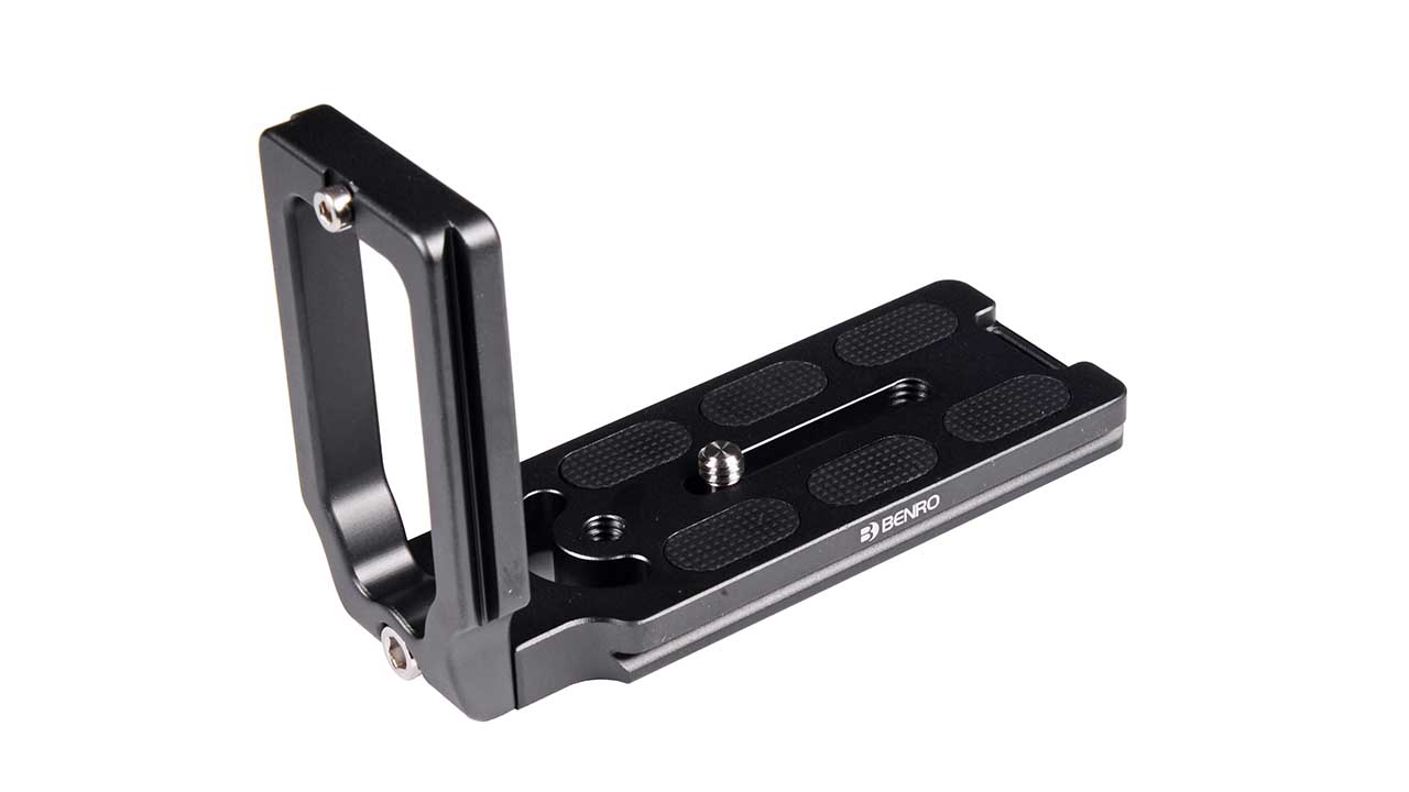 Benro BLB1 Universal L Bracket announced