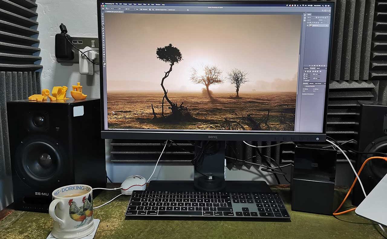 BenQ SW270C
