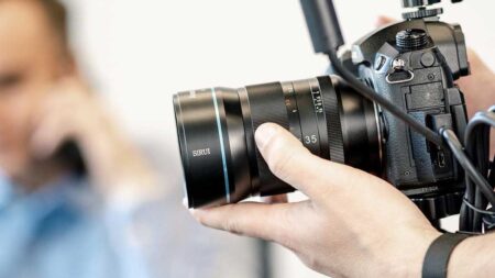 Sirui to crowdfund 35mm f/1.8 1.33x anamorphic lens