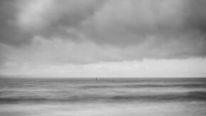 How to shoot a minimalist black and white daytime long exposure